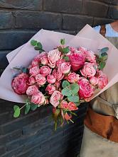 Букет цветов из:  Розы в Демьяново